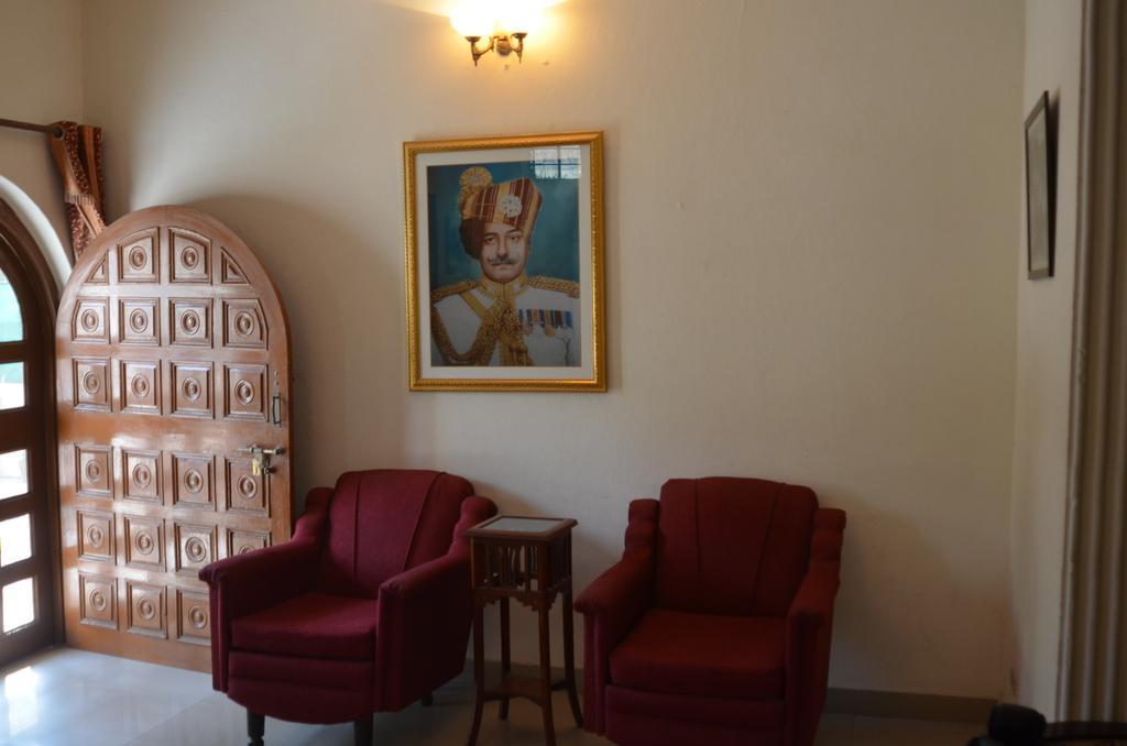 Rampura Kothi Bed & Breakfast ชัยปุระ ภายนอก รูปภาพ