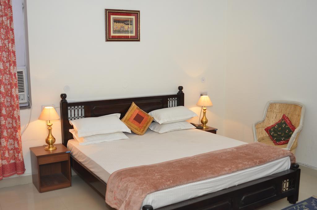 Rampura Kothi Bed & Breakfast ชัยปุระ ภายนอก รูปภาพ