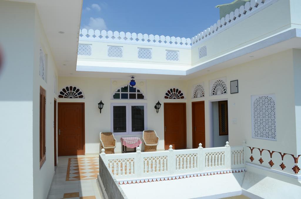 Rampura Kothi Bed & Breakfast ชัยปุระ ภายนอก รูปภาพ