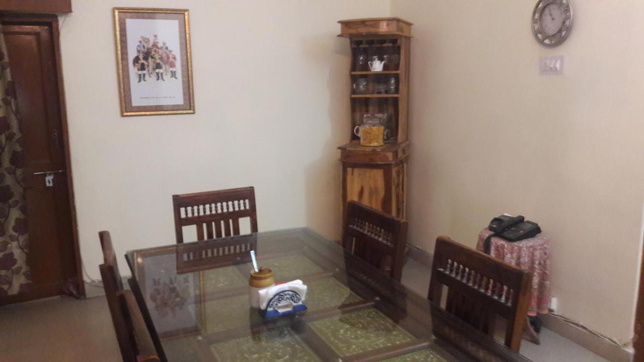 Rampura Kothi Bed & Breakfast ชัยปุระ ภายนอก รูปภาพ